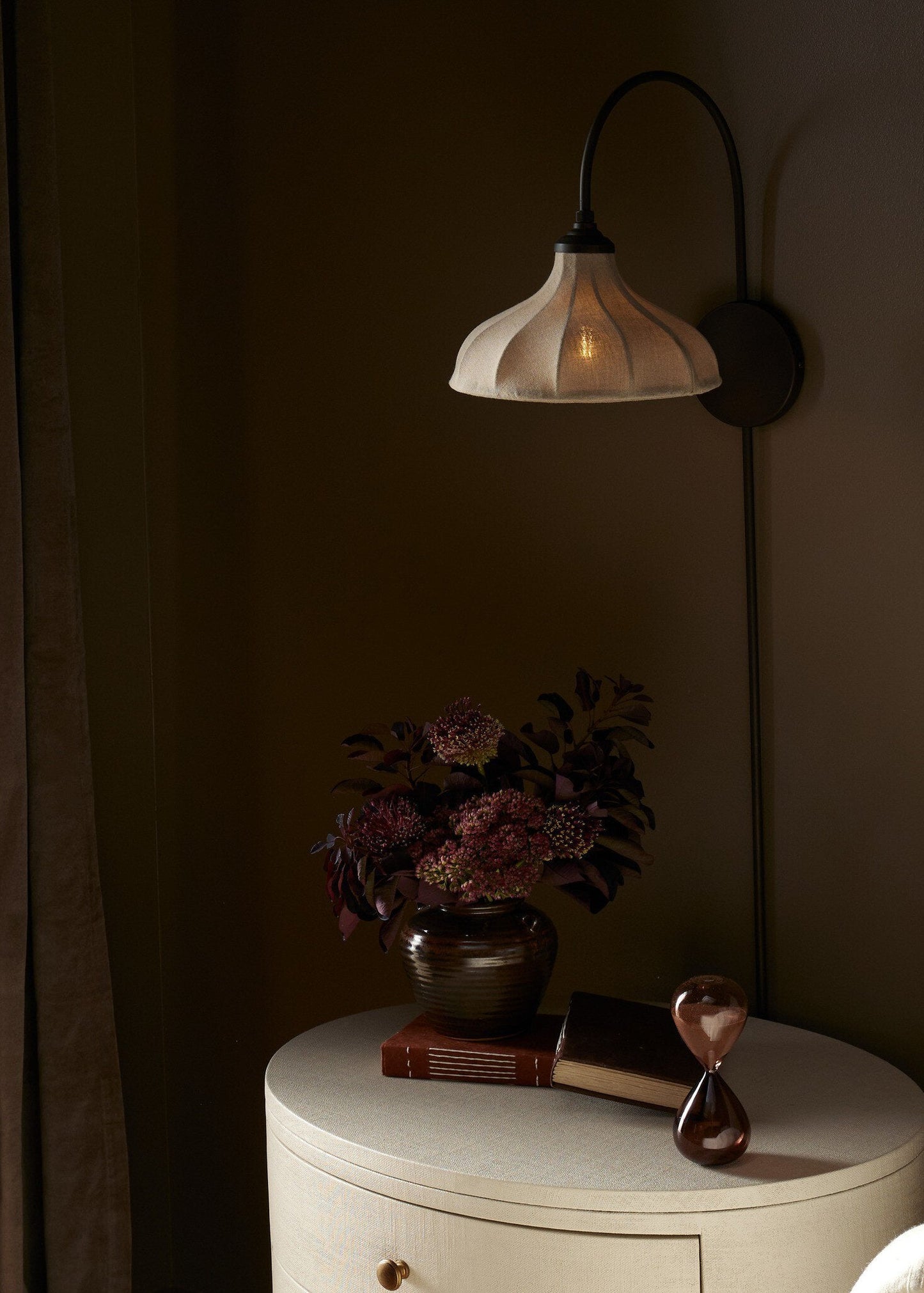 Winslet Sconce