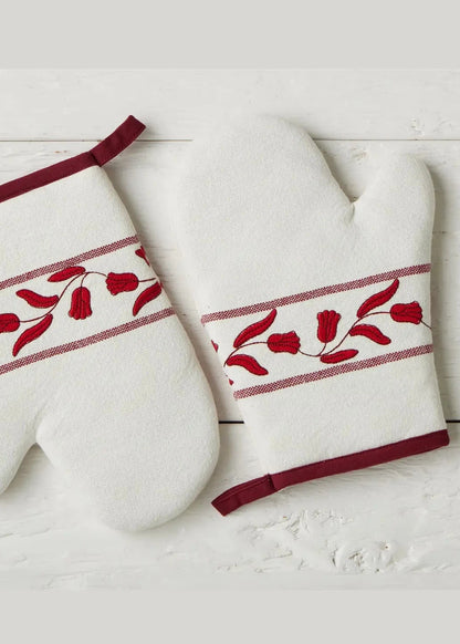 Merlot Red Tulip Oven Mitt - Set of 2