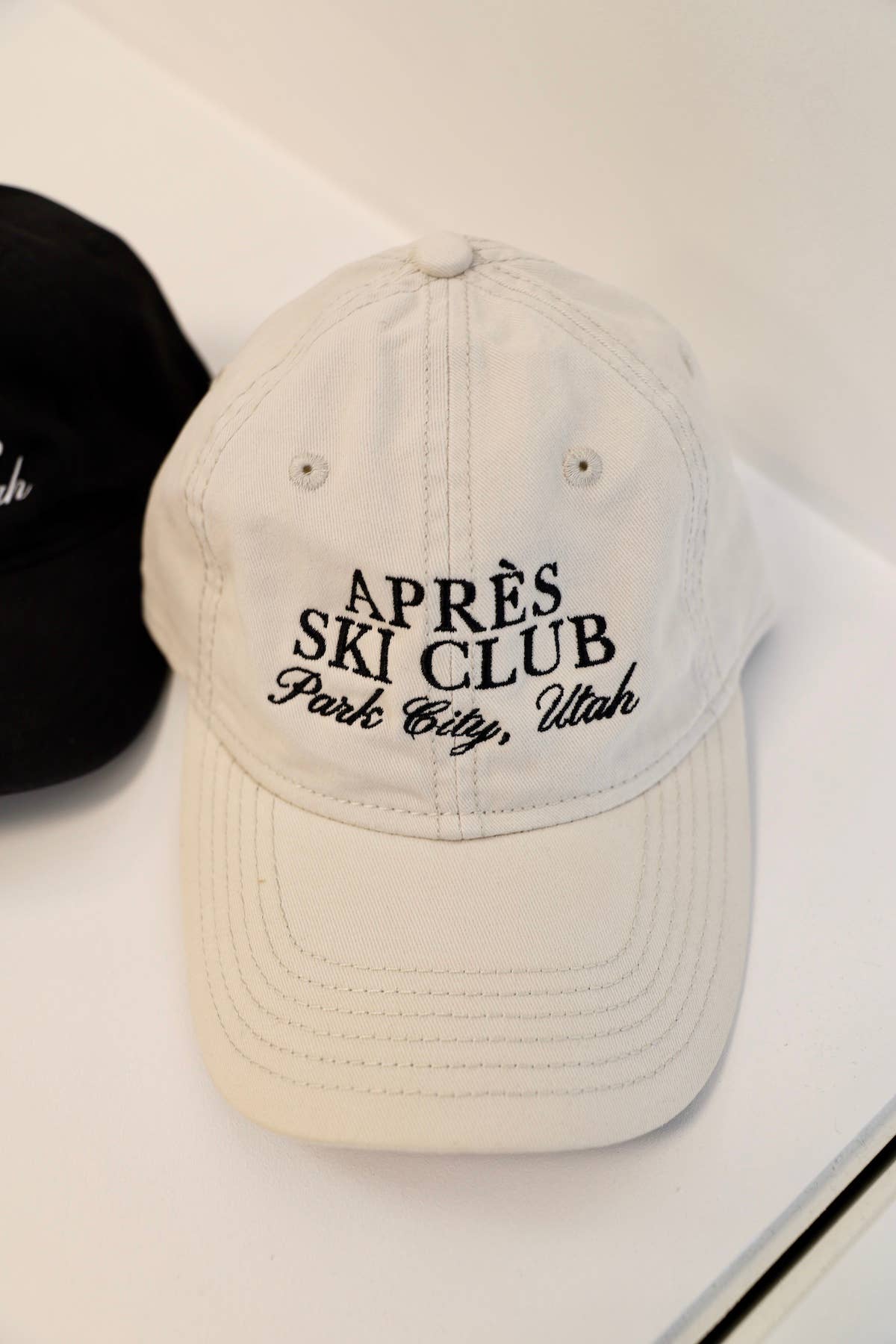 Après Ski Club Hat
