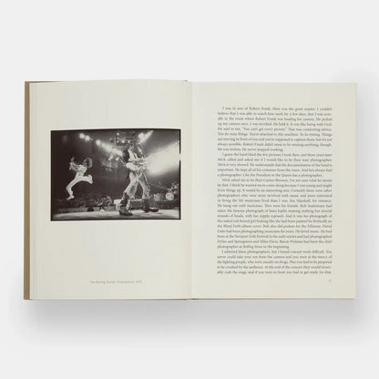 Annie Leibovitz At Work Book