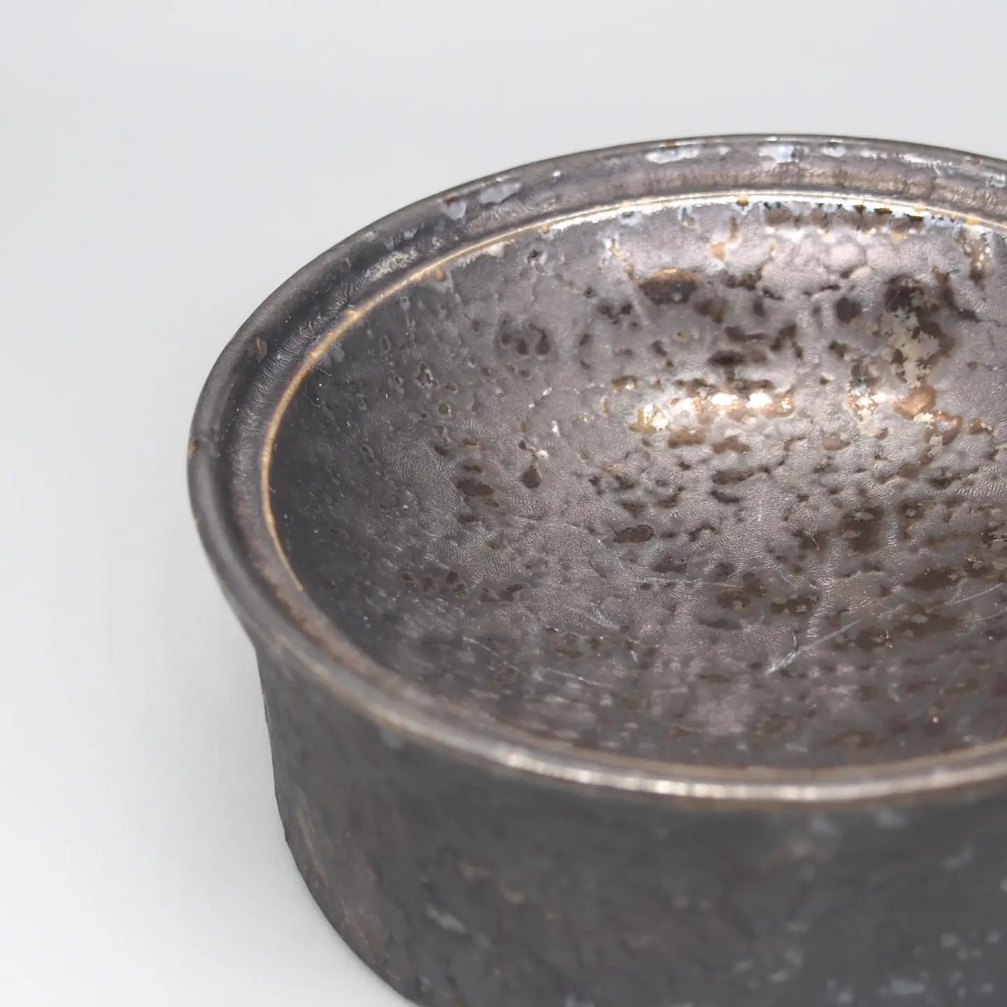 Detail of the interior finish of the Kouwa 3.5-inch Stage Bowl